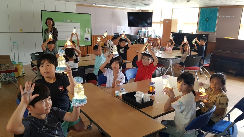 호법면, 매곡초등학교와 함께 만든 발광다이오드(LED) 감성랜턴