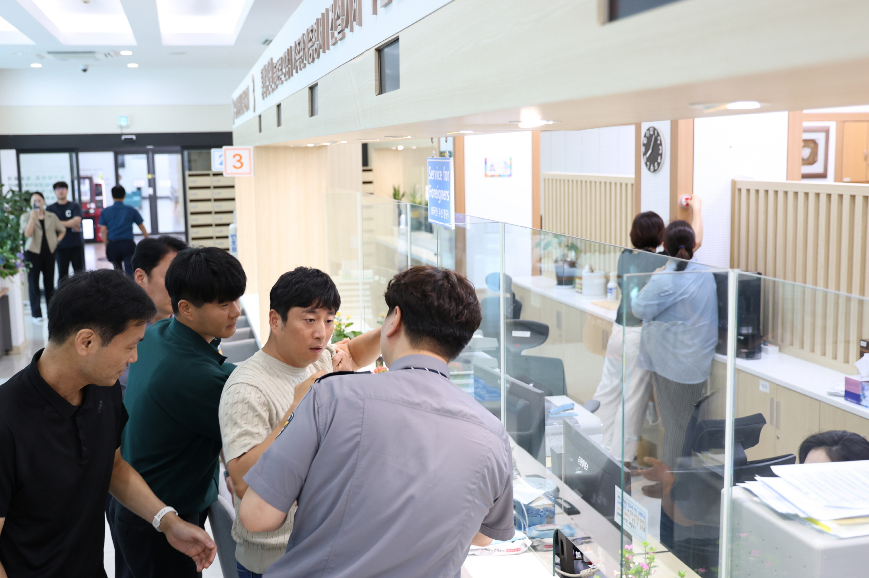 (포토) 구로구, 안전한 민원실 조성을 위한 모의훈련 실시