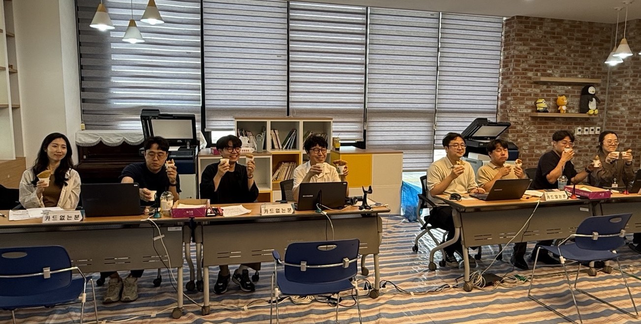 음성시장상인회, ‘민생회복 소비쿠폰’ 지원 근무자 격려