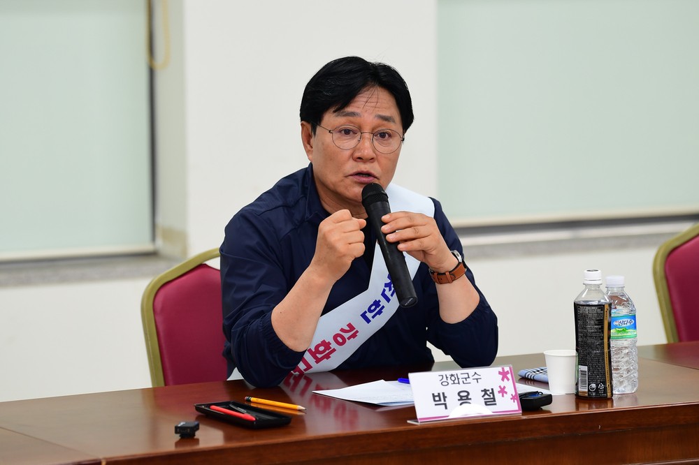 박용철 강화군수, “도 넘은 유튜브발 가짜뉴스에 수산물 소비 57% 급감… 정부 차원 제도적 장치 필요”