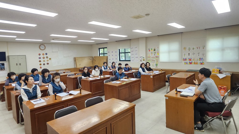하동군, 버스 도우미 친절·안전 교육..교통약자 이동권 강화