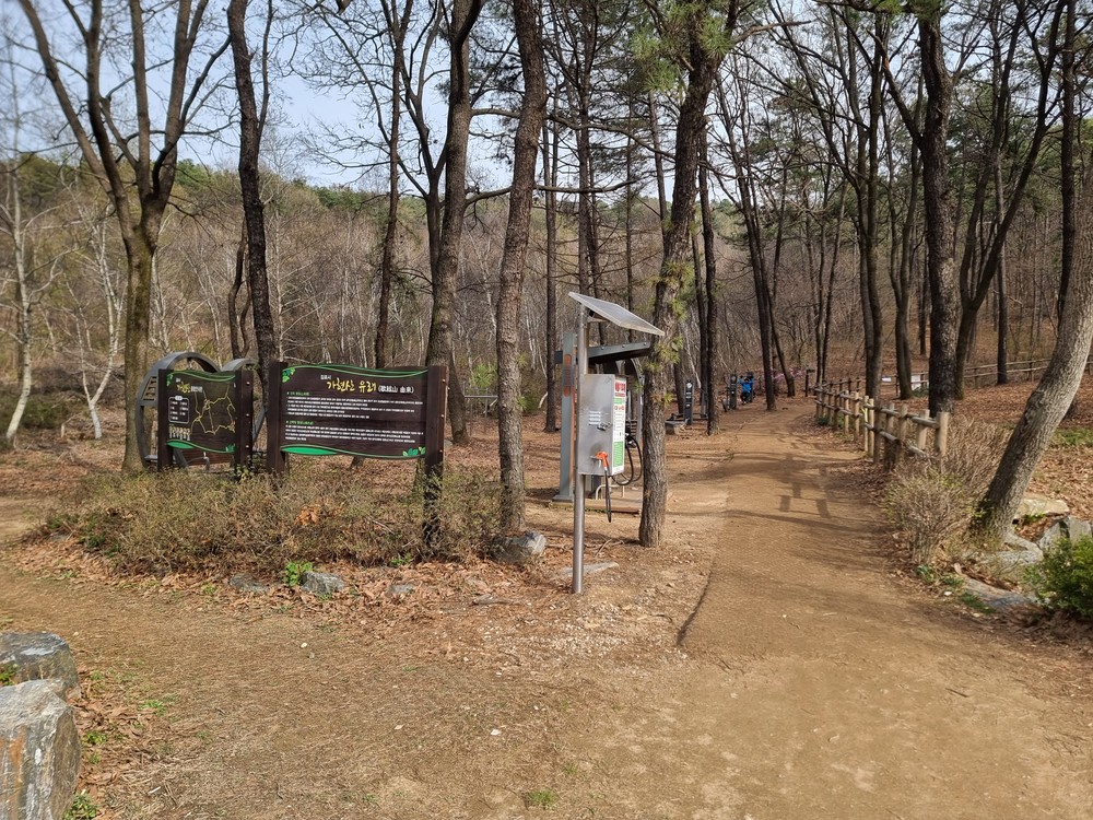 김포시, 시민 위한 숲길 정비사업 본격 추진 - 올해 12월까지 5개 산림지역 정비, 안전하고 쾌적한 숲길 환경 제공