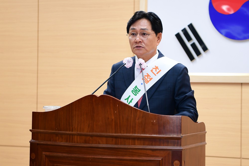 박용철 강화군수, 직원조회서 “군민과의 동행”강조