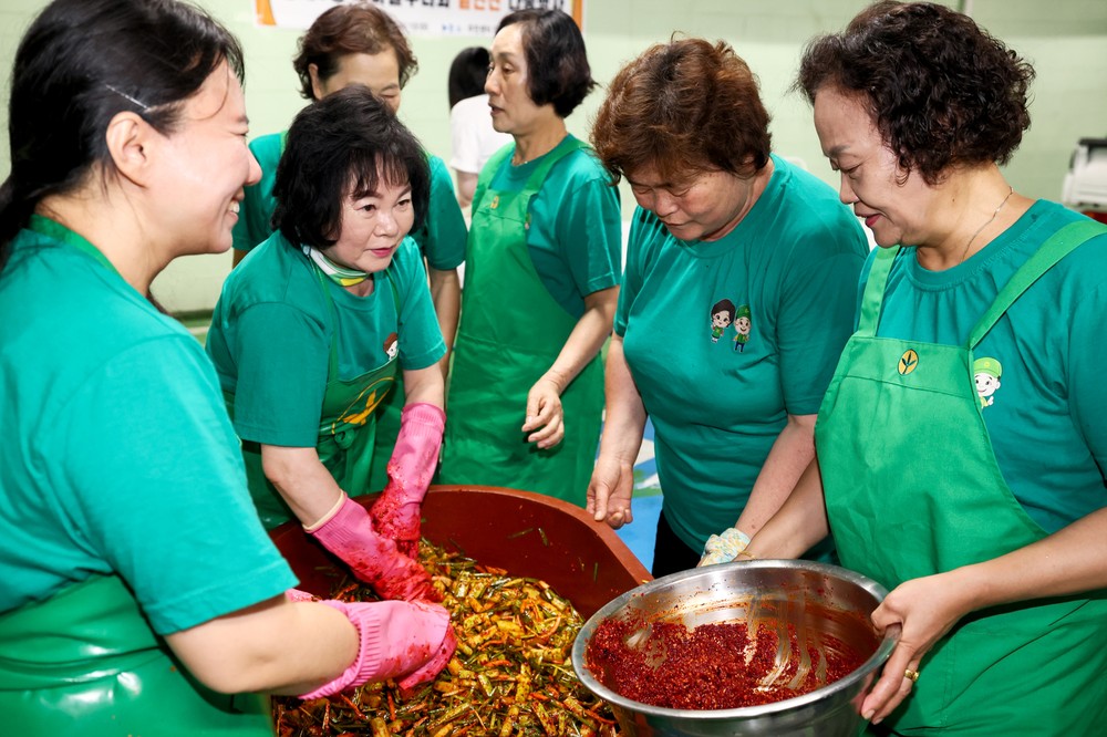 서대문구 홍제3동 새마을부녀회, 무더위 속 열정 봉사로 박수받아