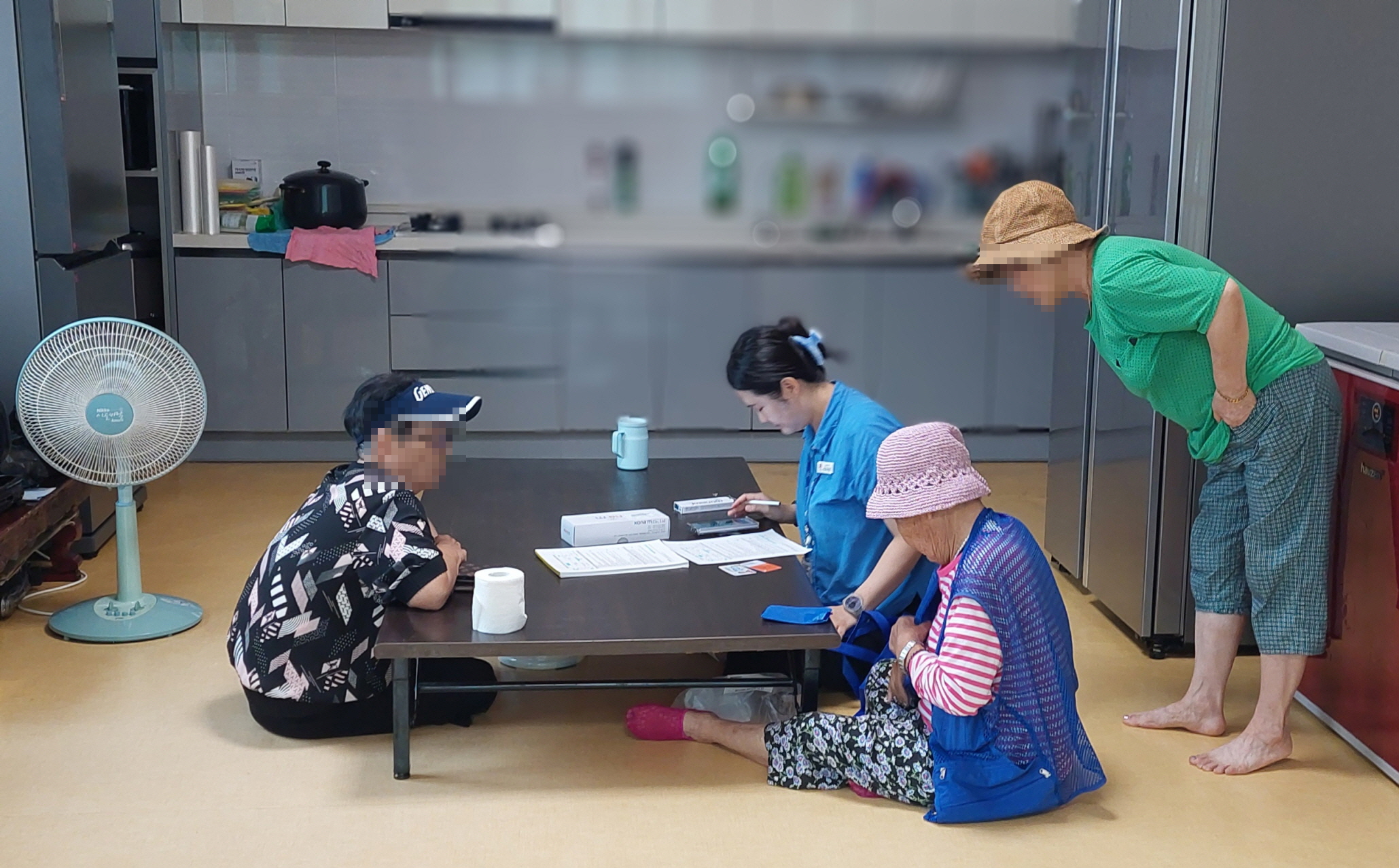 안성시 금광면, 민생회복 소비쿠폰, 폭염 안부 방문과 함께 어르신 댁으로 직접 전달