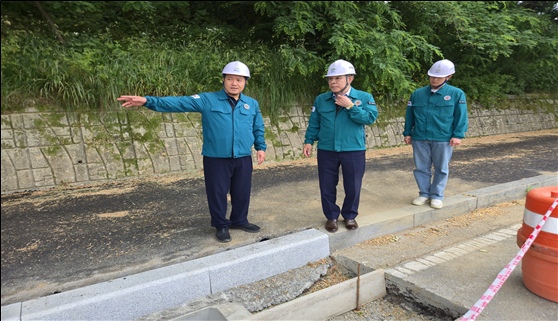 계룡시, 빗물받이 정비공사 완료…도로 안전 강화