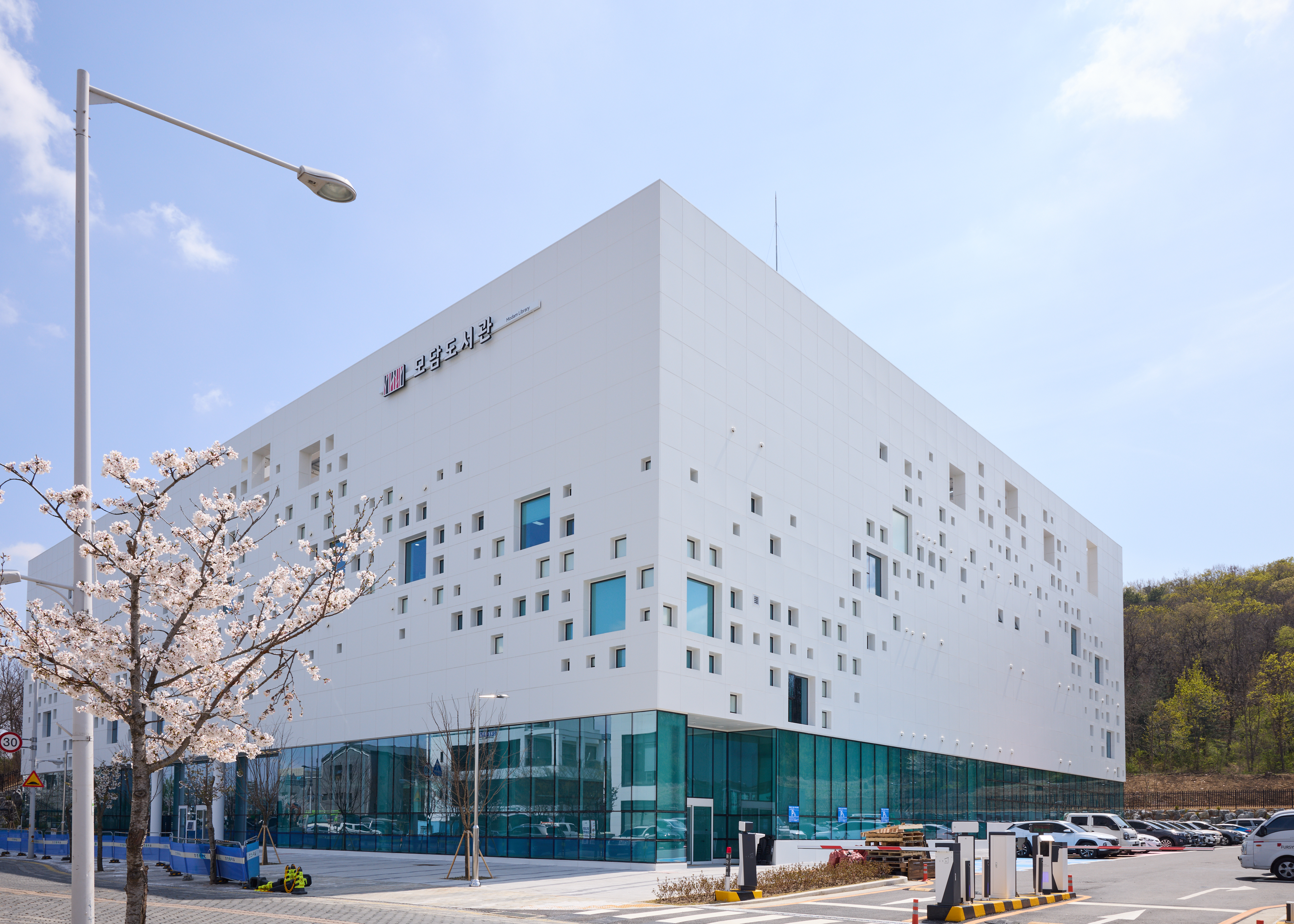 9월은 독서의 달! 김포시 도서관으로 책 나들이 떠나보자!