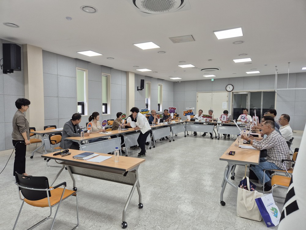 울진군 죽변면, 민원인과 함께하는 ‘먼저 인사하기’ 캠페인 전개