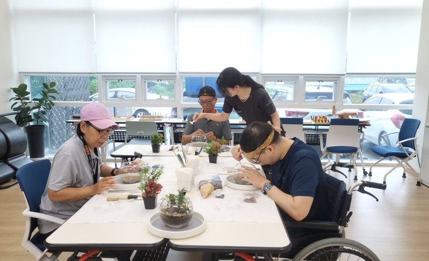 양주시 은남통합보건지소, ‘테라리움 만들기’ 프로그램 성공적 마무리