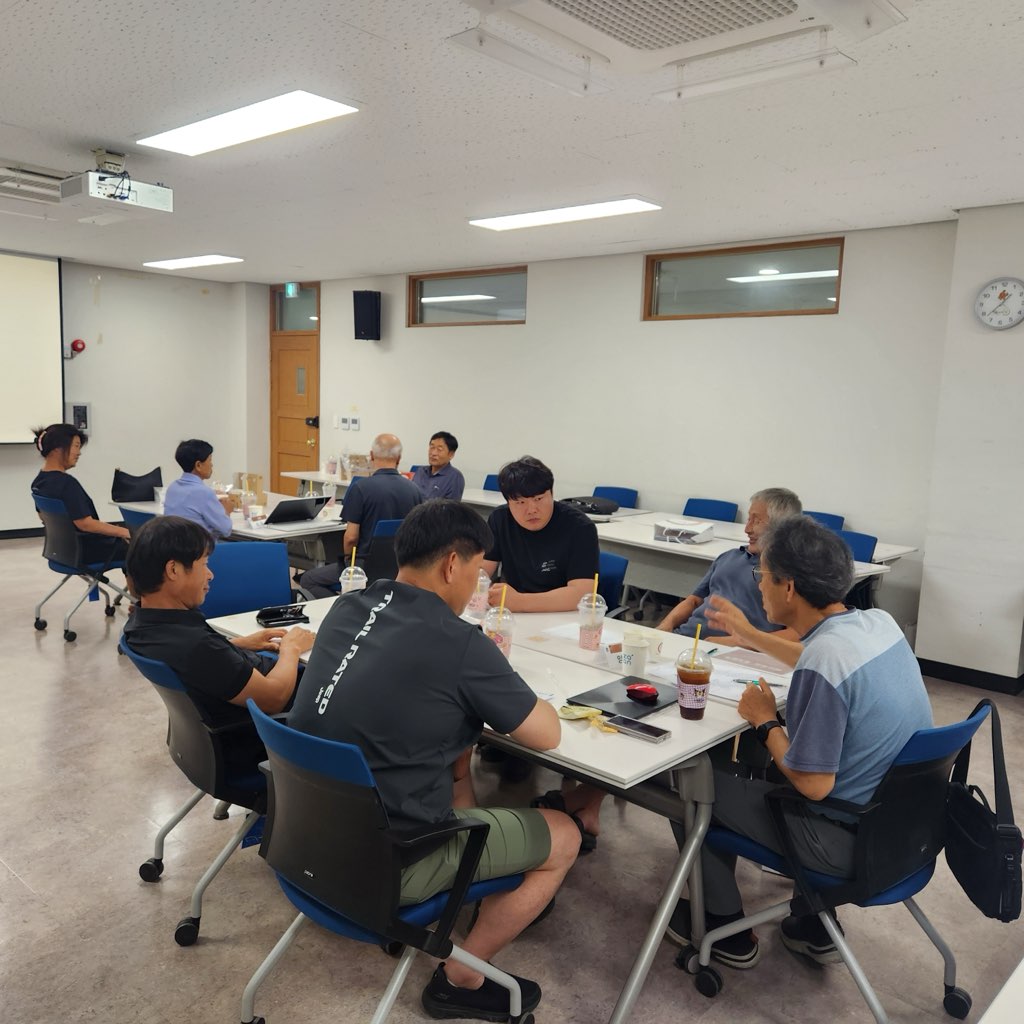 세명치과, 개운동 취약계층 김치 후원