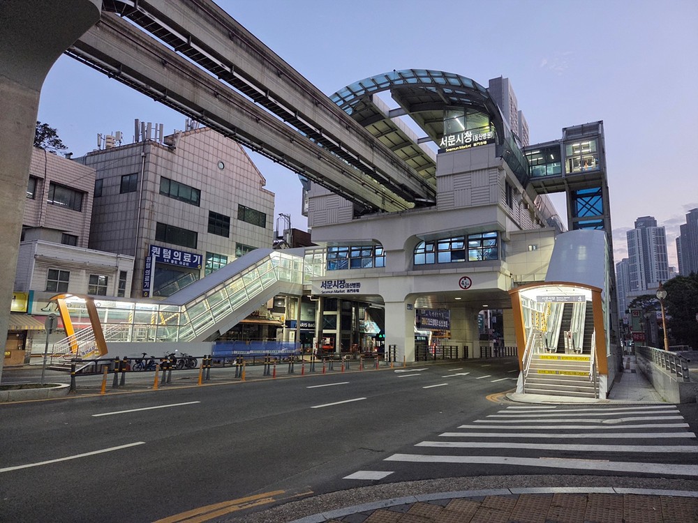 서문시장역 출입구 상·하행 에스컬레이터 운행