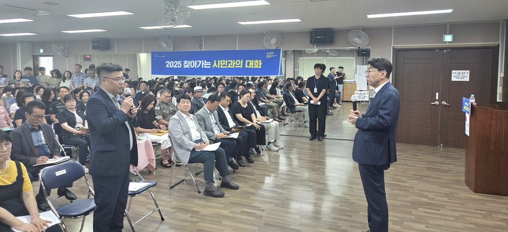 우범기 전주시장, 폭염으로 멈췄던 찾아가는 시민과의 대화 재개