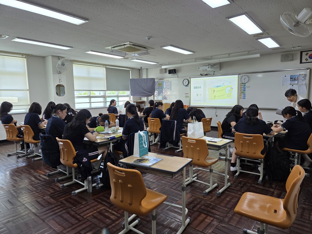 교문을 넘어 10대와 통하는, 2025년 청소년 인권학교 개강