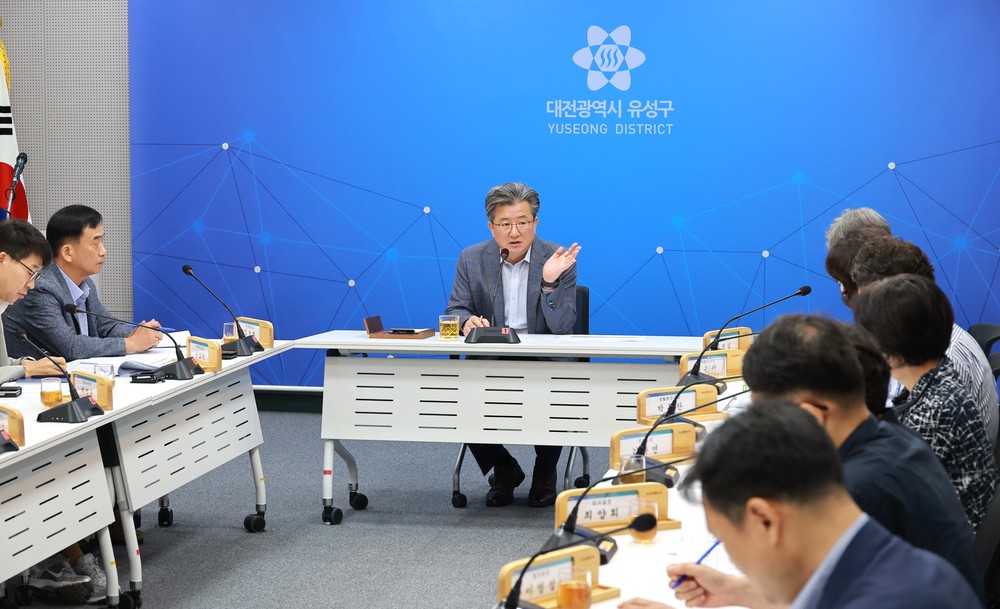 정용래 유성구청장 “AI 시대, 데이터 기반 행정에 박차”