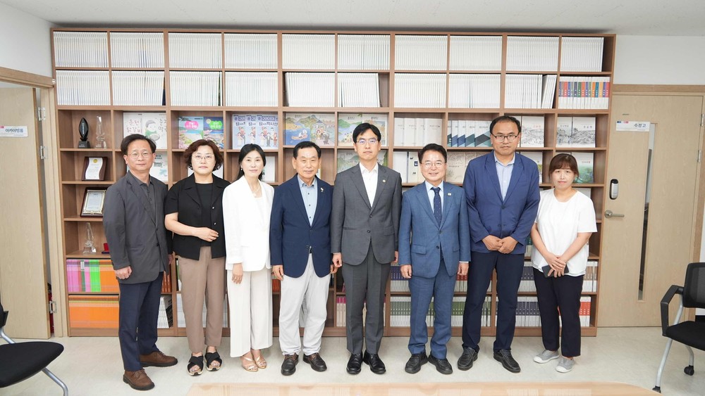 김민재 행정안전부 차관, 춘천학연구소 방문