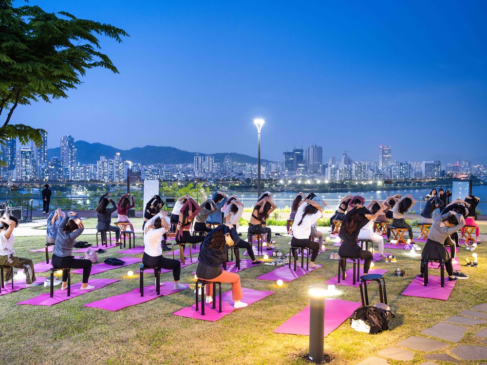 강남구, ‘강남유닉투어 별빛요가’ 삼성해맞이공원·양재천서 재개