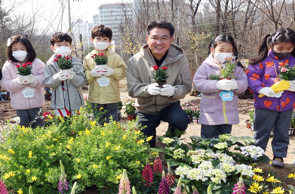 노원구, <100만 그루 나무심기> 본격 추진