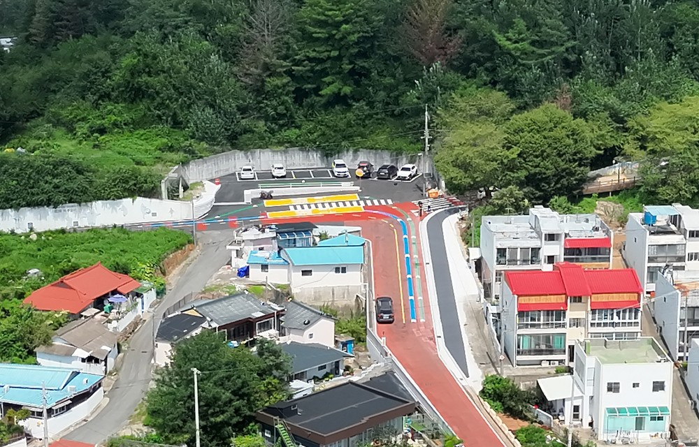 밀양시, 밀양여고 통학로 개선공사 완료...안전한 등·하교 환경 조성