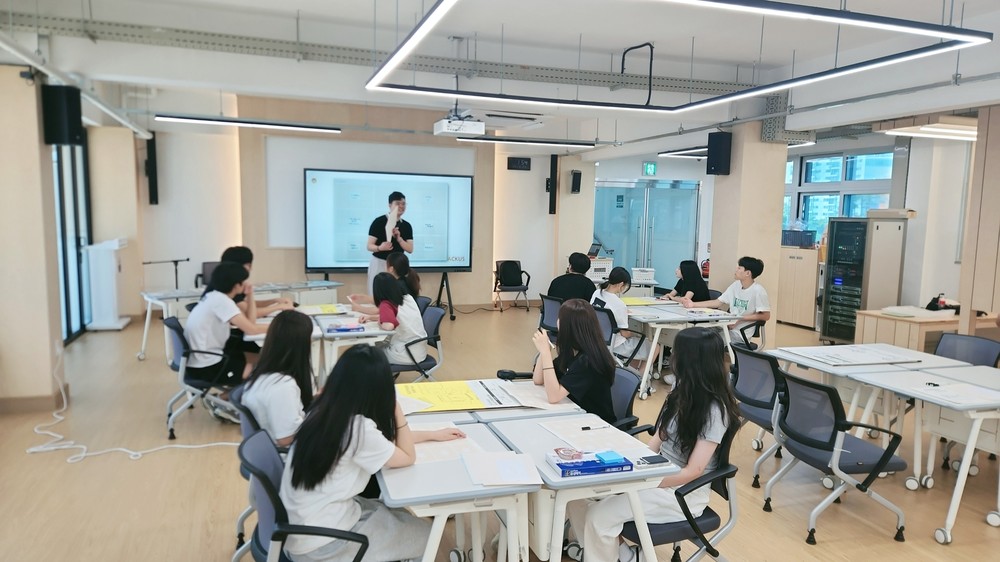 아주청소년문화의집“학교 체인지메이커”운영