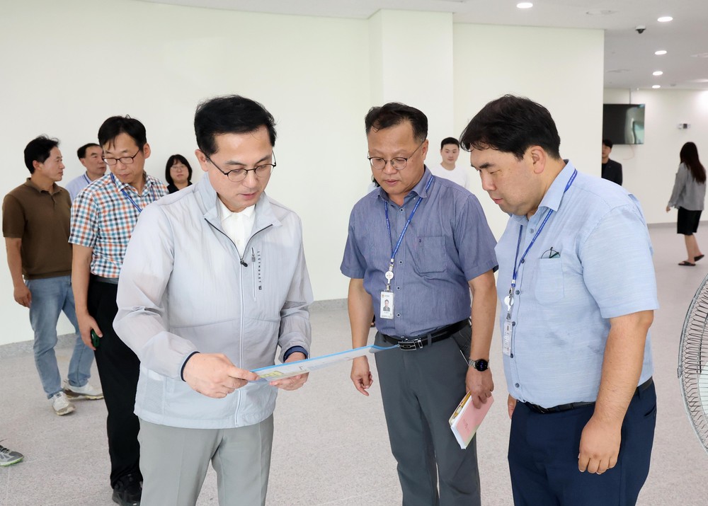박희조 동구청장, 인동 국민체육센터 개관 전 현장 점검 나서
