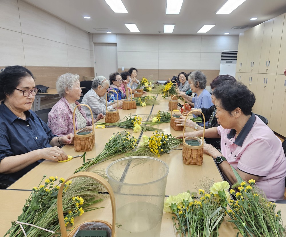 과천시 보건소, 홀몸 어르신 정서지원 프로그램 운영