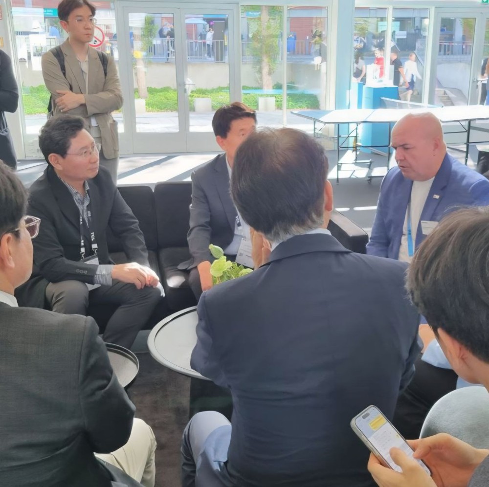 이상일 용인특례시장, '2025 IFA 베를린' 참관하며 용인 기업들의 IFA 참여 타진
