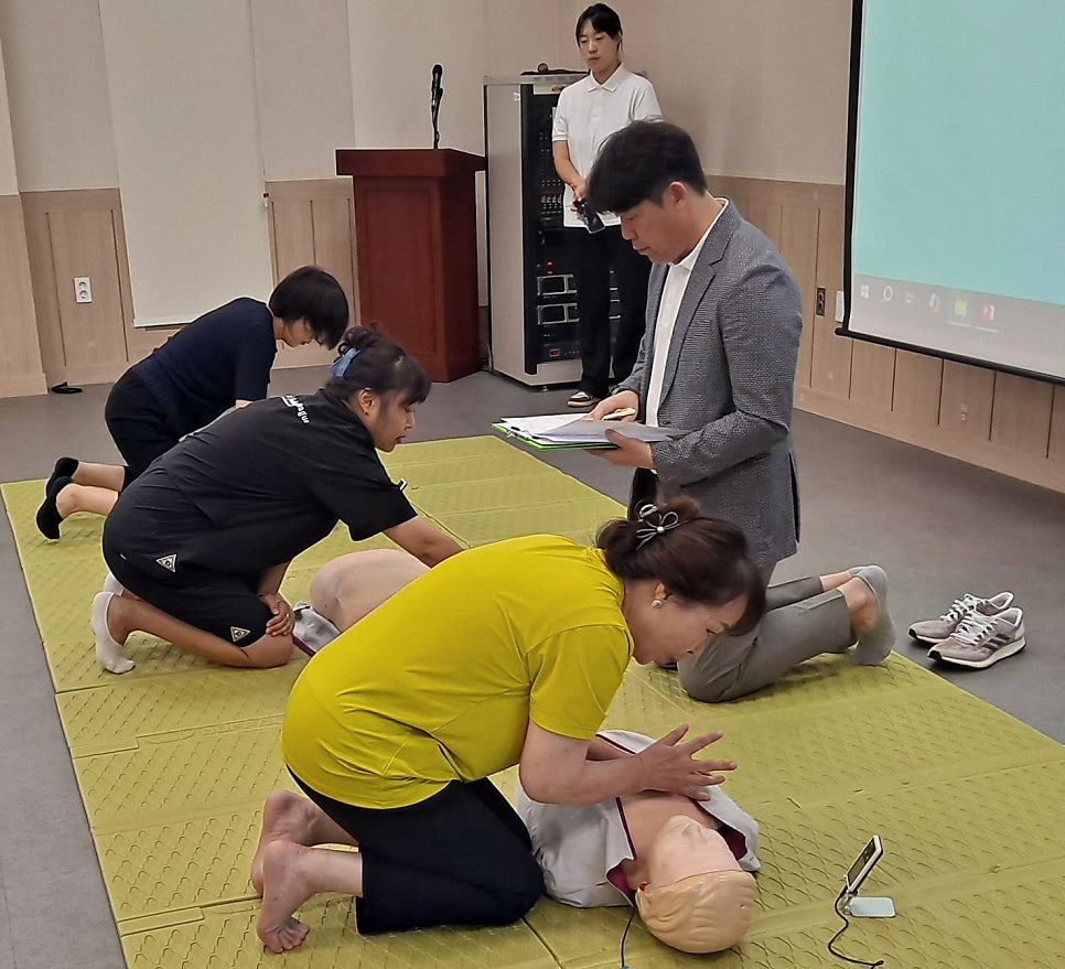 재난안전 마을활동가 2기(재난안전지도사)양성과정 운영
- 주민 호응에 힘입어 오후·저녁반 개설해 주민 안전리더 양성 박차