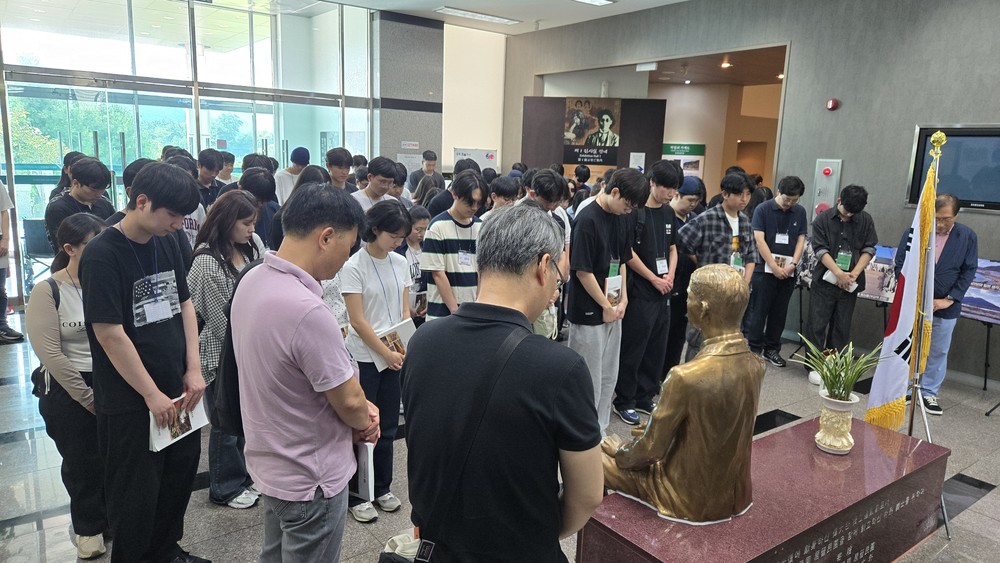 충북대학교 사학과 학생 80명, 학술고적답사로 박열의사기념관 찾아