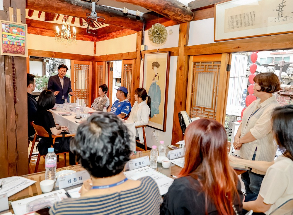 대구 중구 성내2동, 스토리북 제작… 청년사업가와 소통 간담회 개최