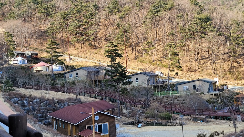 하동군 숲속 자연휴양림, 사계절 힐링 관광지로 각광
