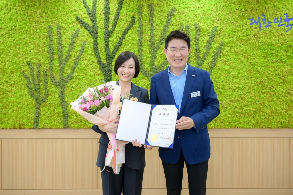 순천시, 장윤정 순천시립합창단 신임 지휘자 위촉
