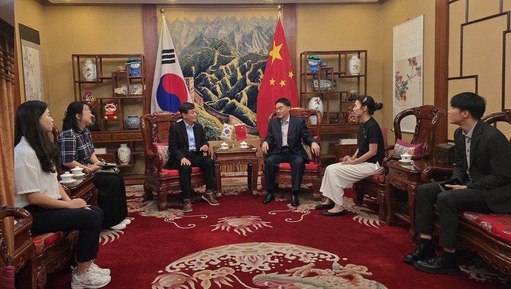 강진군문화관광재단-광주중국총영사관 문화·관광 교류
구징치 총영사-김기태 대표 상호 협력방안 논의
