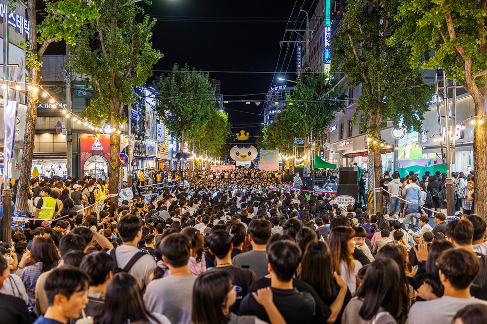 시민과 상인이 함께 만든 ‘주말의 광장’, 순천 도심이 축제로 살아났다!