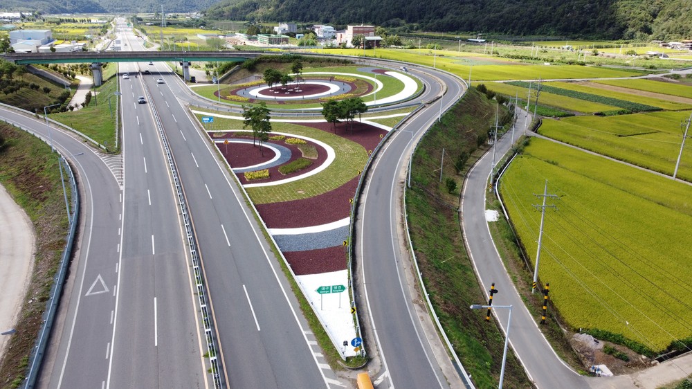 의성군, 신공항 랜드마크 도시숲 조성 완료