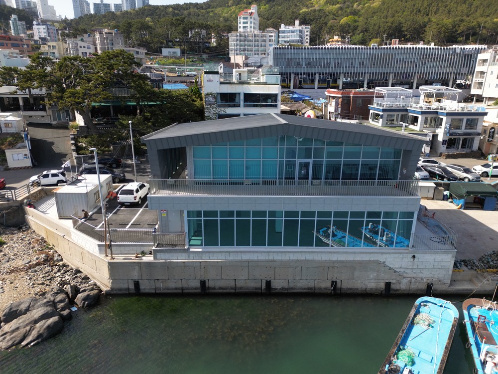 해운대구 어촌 활력의 중심, 청사포항‘청사랑’본격 운영
