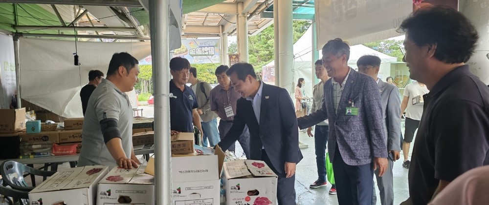 울진군,‘2025년 경북 농‧특산물 직거래장터’참가