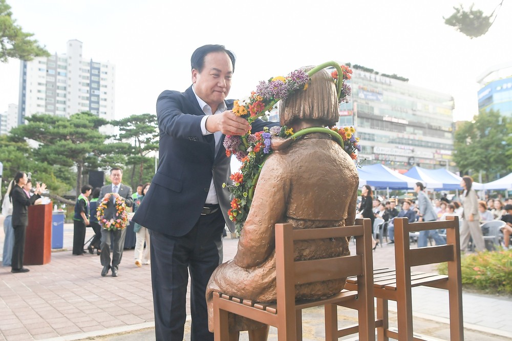 오산평화의소녀상 건립 9주년 기념식 미래 세대와 평화의 메시지 공유