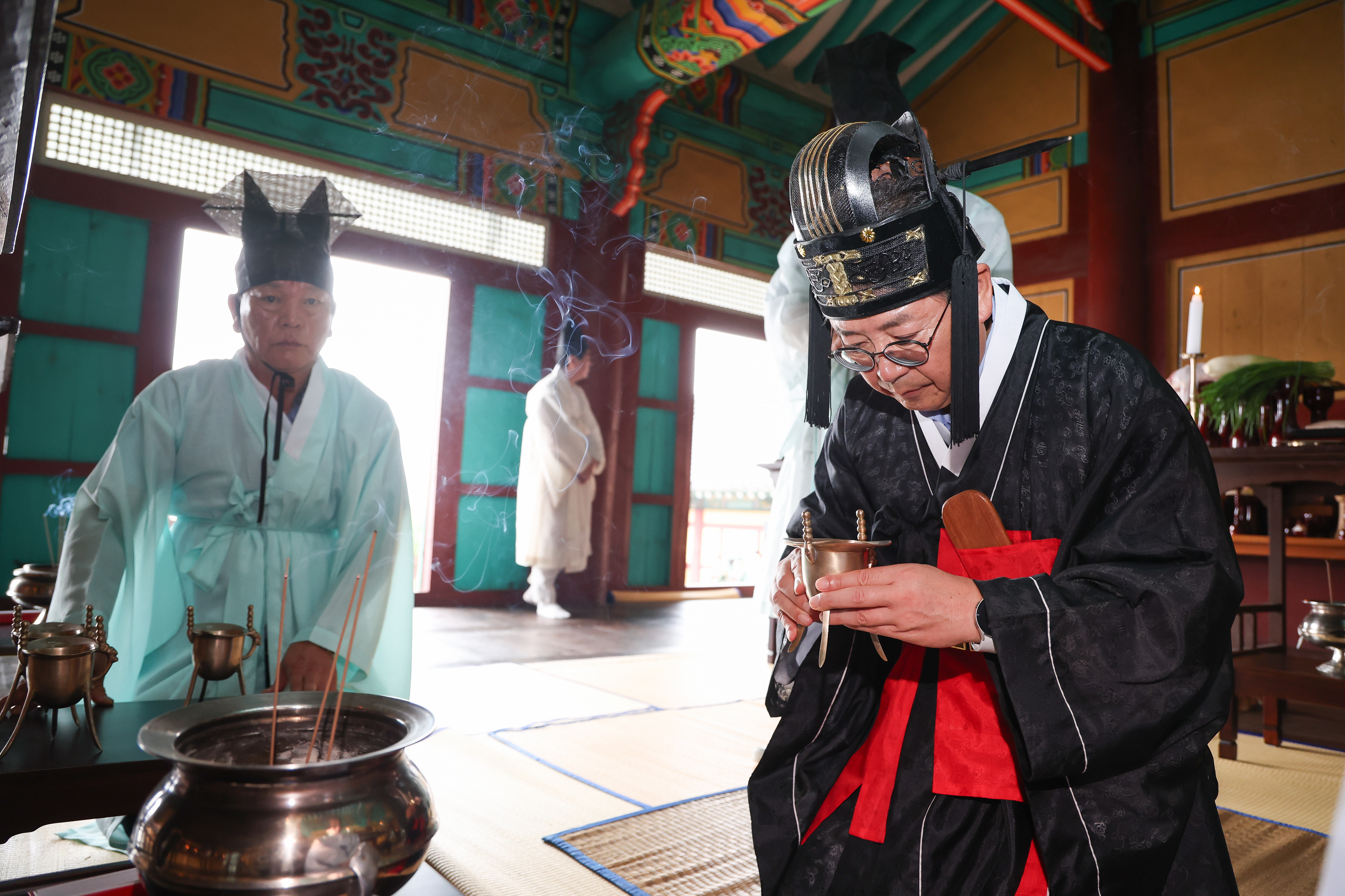 김해향교 문묘추계석전 봉행, 홍태용 시장 초헌관 참여