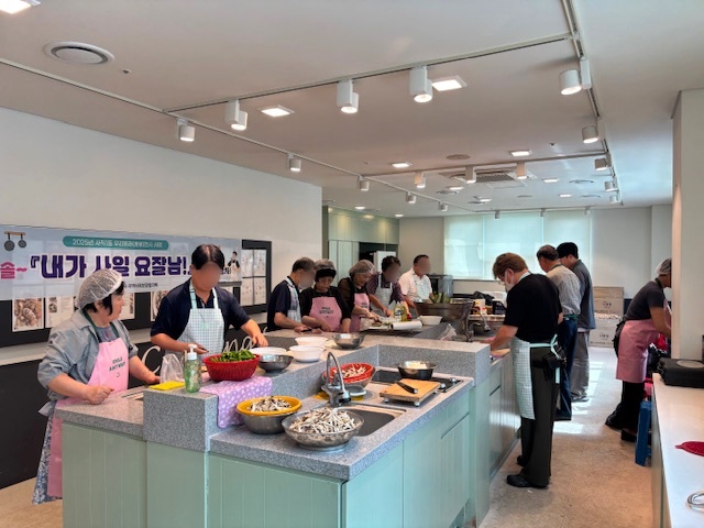 부산 동래구 사직1동, 중·장년층 위한 ‘온기가 솔솔~ 내가 사일 요잘남’ 프로그램 운영