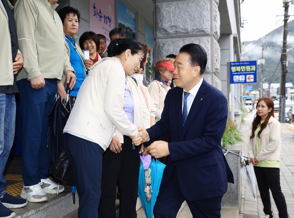 축제의 현장에서 펼쳐지는 뜨거운 도전과 화합