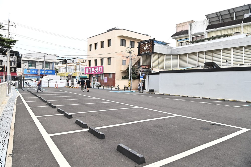 구미시, 선산봉황시장 공영주차장 개장…전통시장 활력 더해