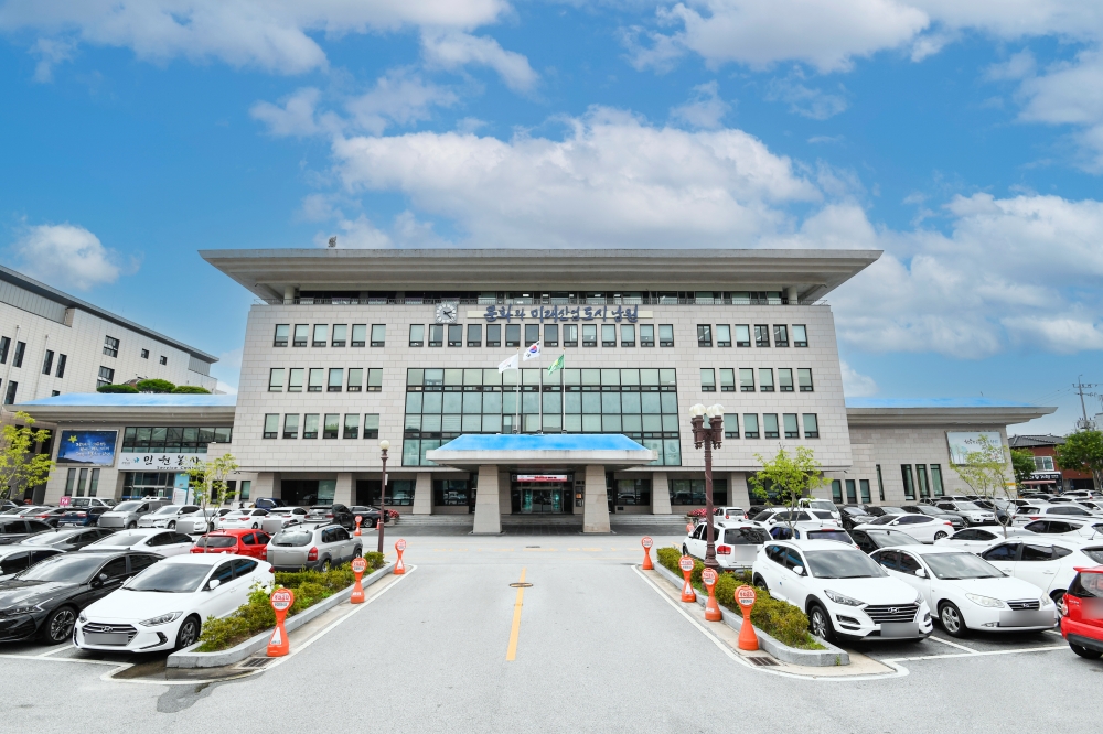 남원시농업기술센터,“큰 일교차 따른 하우스 과채류 결로 피해 주의하세요”