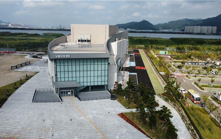 서부산권 대표 문화복합시설 '낙동아트센터' 개관 준비 본격화