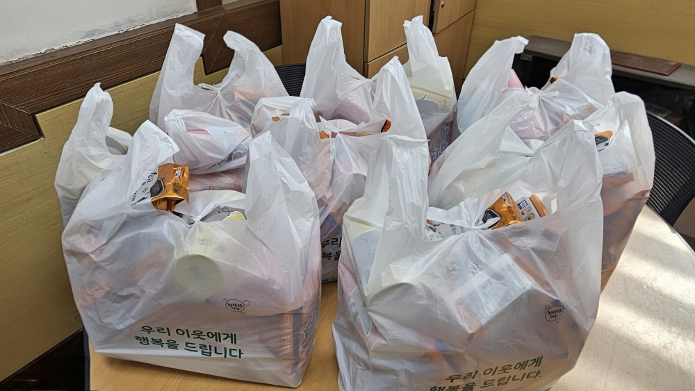 상패동 착한식당 3곳, 추석맞이 따뜻한 마음을 모아 꾸러미 전달