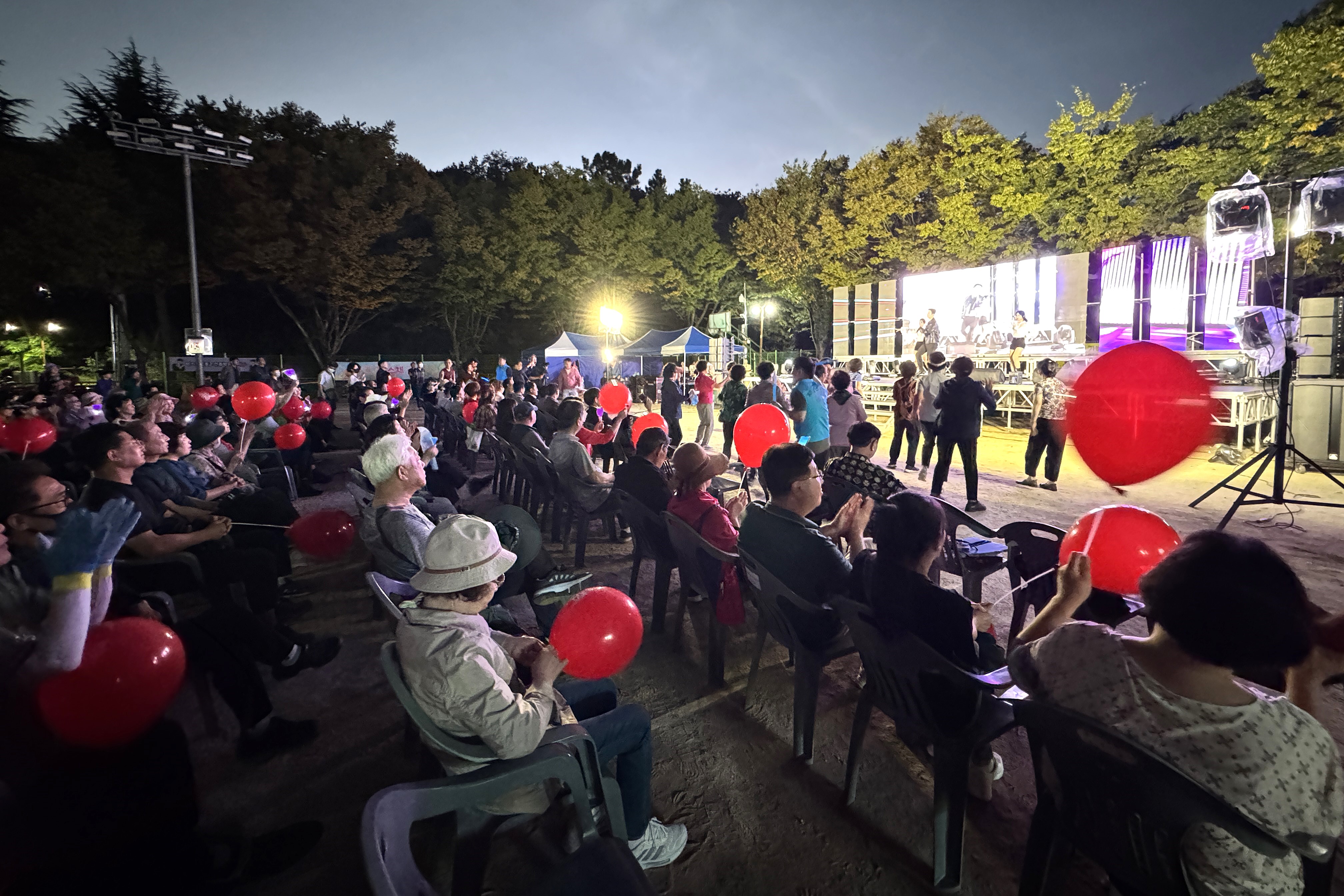 올해 마지막 찾아가는 문화공연, 5천여 명이 함께한 감동의 대미