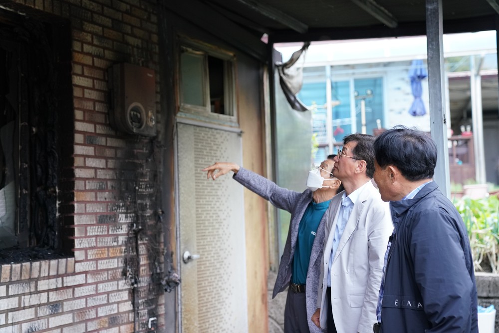 최훈식 장수군수, 주택화재 현장 방문