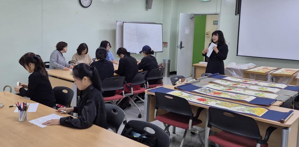 율곡도서관, <도서관 창작공작소> 민화 작품 전시회 개최