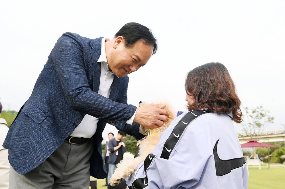 오산시, 청년&반려동물 공존 플로깅 ‘오산청년, 같이 줍개’ 개최