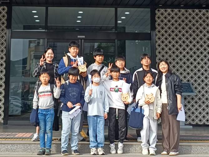 고창군 아산초 학생들, 군청 견학 통해 지방행정 이해 ‘쑥쑥‘