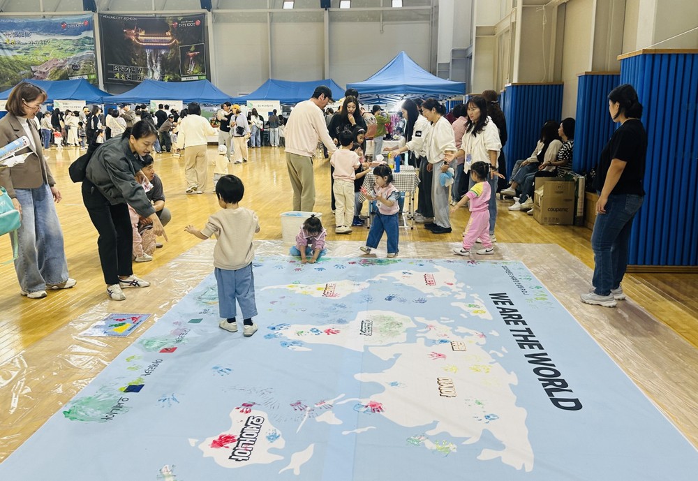 제천어린이집 연합팀, “We Are The World” 행사 성료